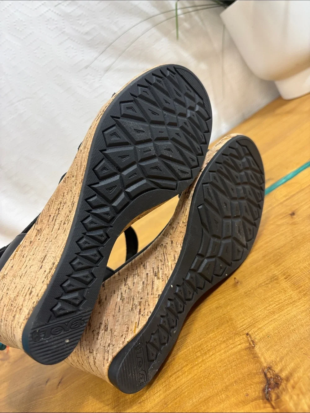 Teva Cork Wedge Sandals Riviera Strappy Black EUC